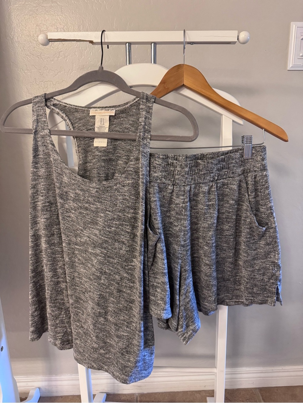 La Blanca Gray Knit Tank Top & Shorts